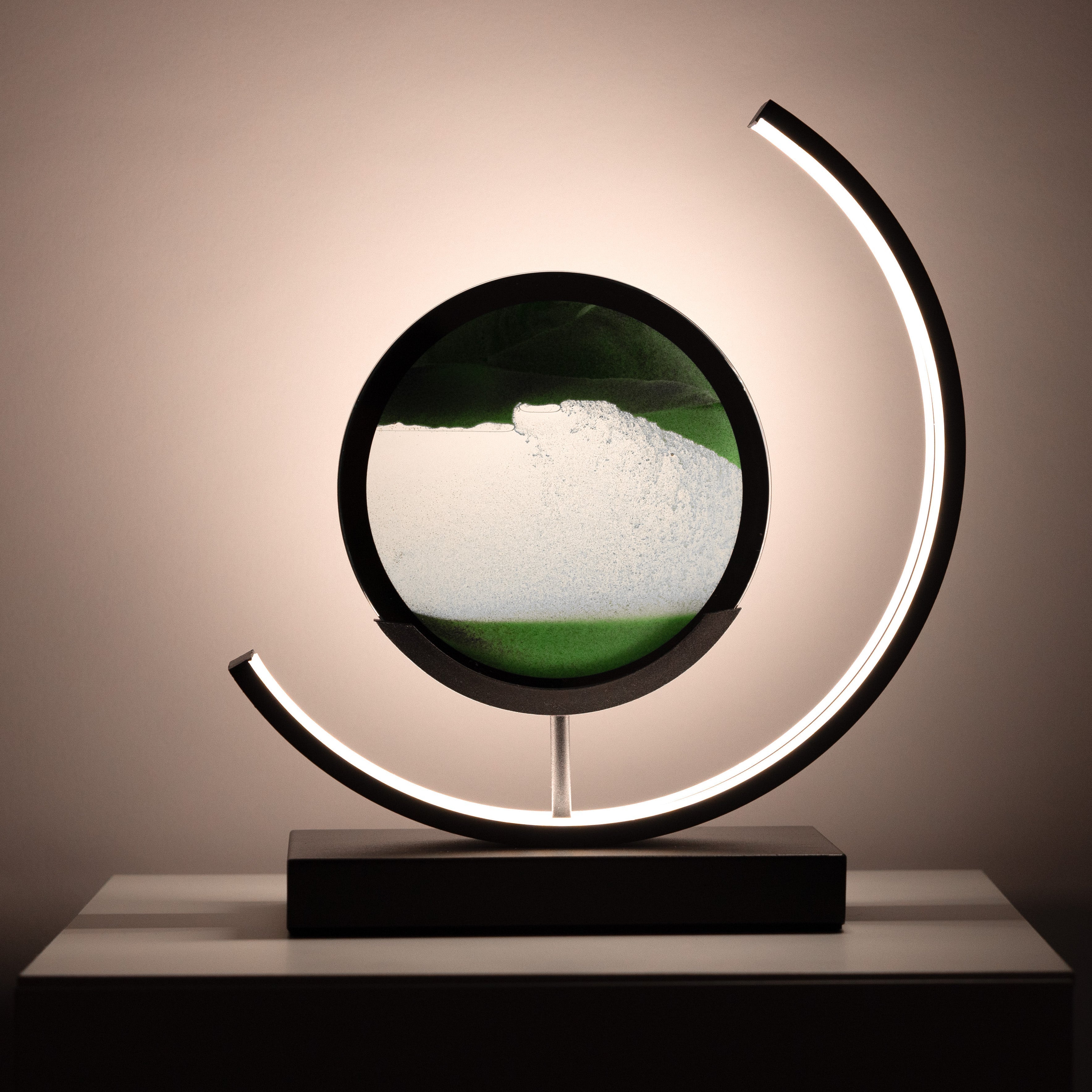 EvoLight - Moderne LED Tafellamp met Dimbare Verlichting en Strak Design