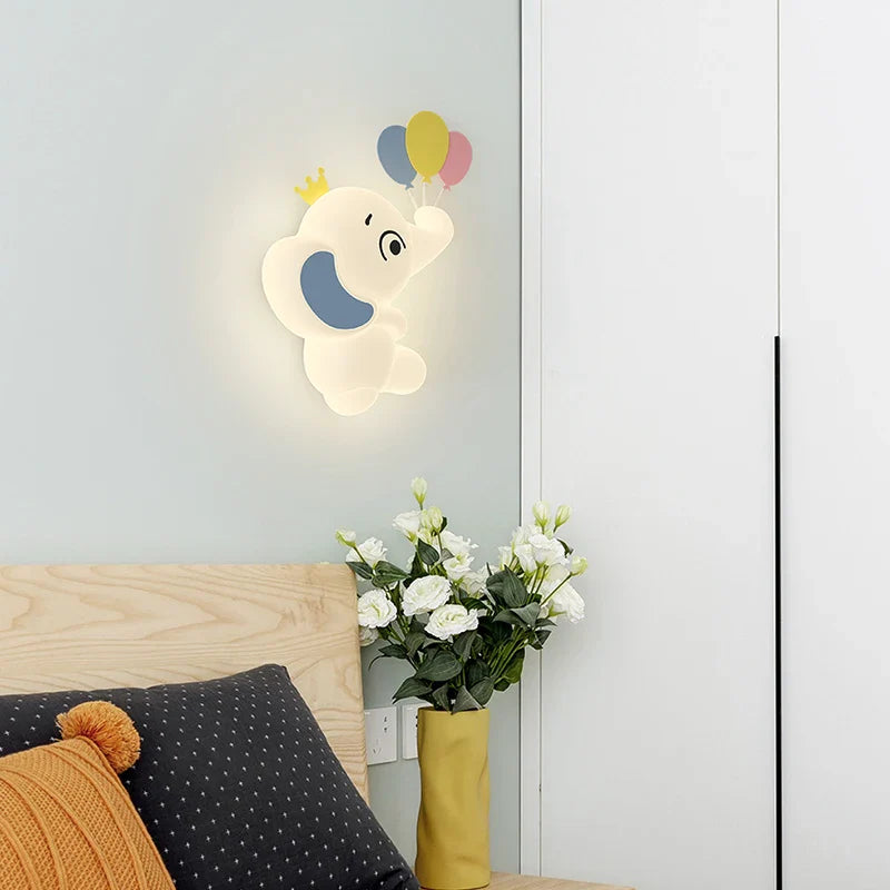 ElephantGlow LED Wandlamp – Olifantvorm met Instelbare Verlichting voor Kinderkamer